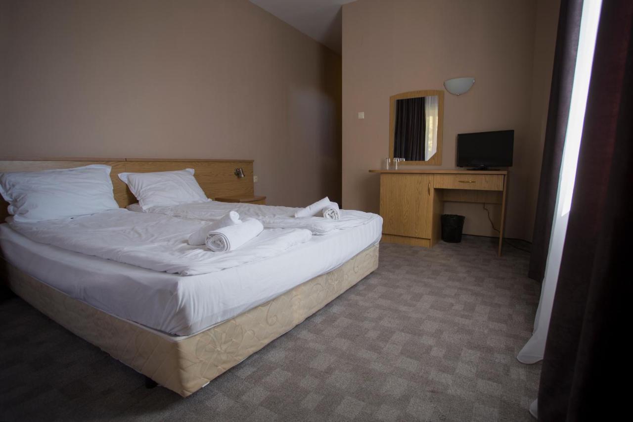 Family Prim Hotel Sandanski Exterior foto