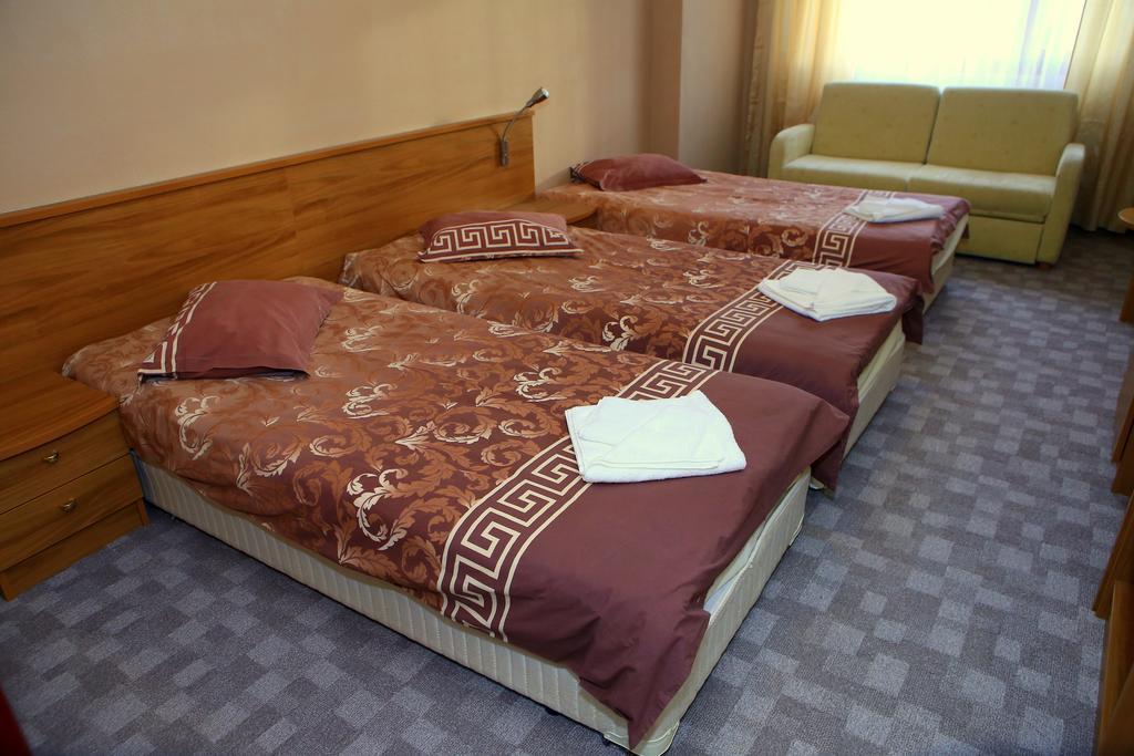 Family Prim Hotel Sandanski Exterior foto